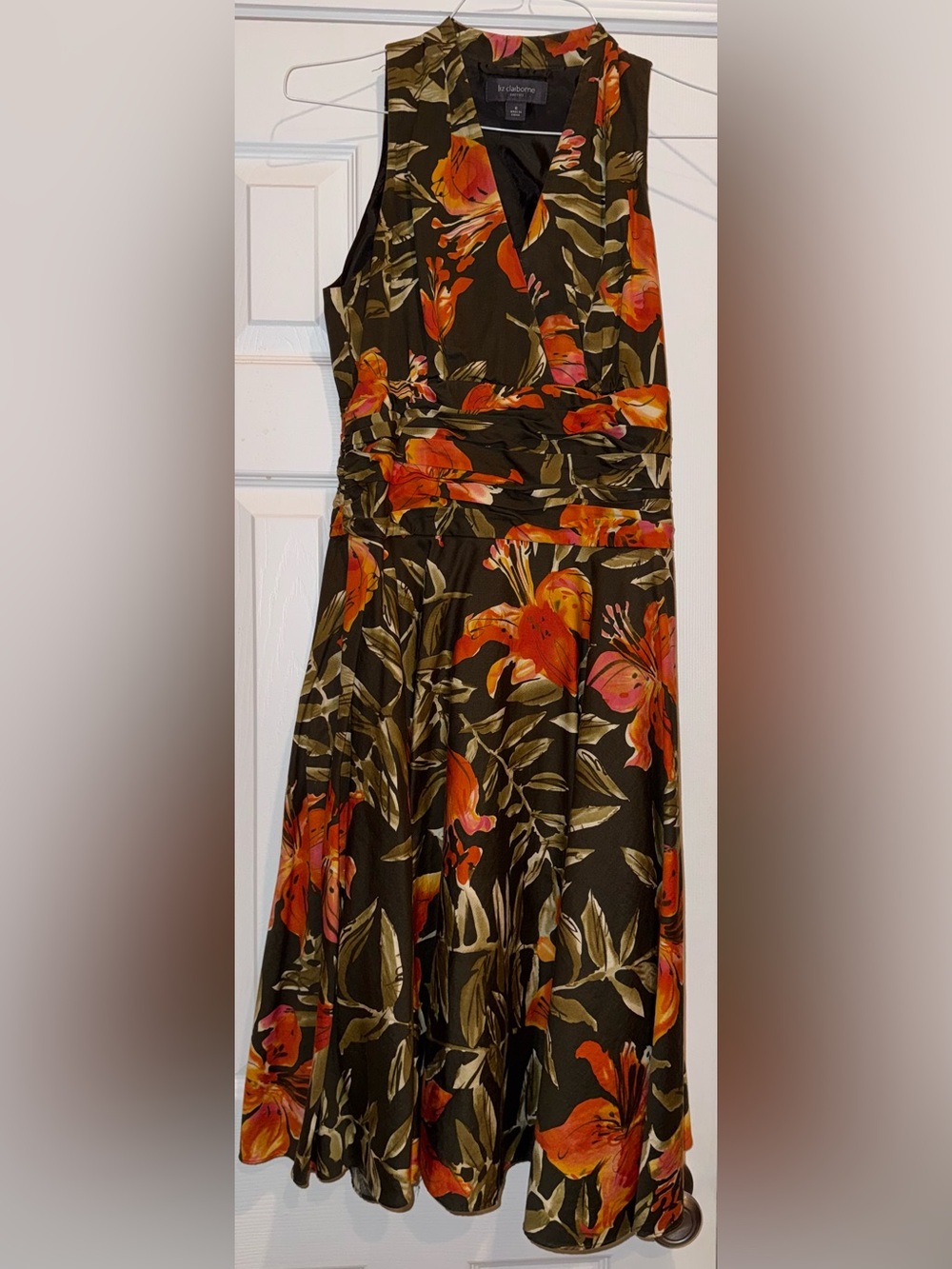 Liz Claiborne Floral Midi Dress Ruched Waist Fit & Flare Size 8 - Picture 2 of 9